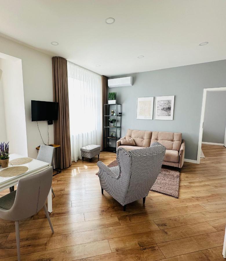 Appartamento Butas Paciame Siauliu Miesto Centre Šiauliai Esterno foto